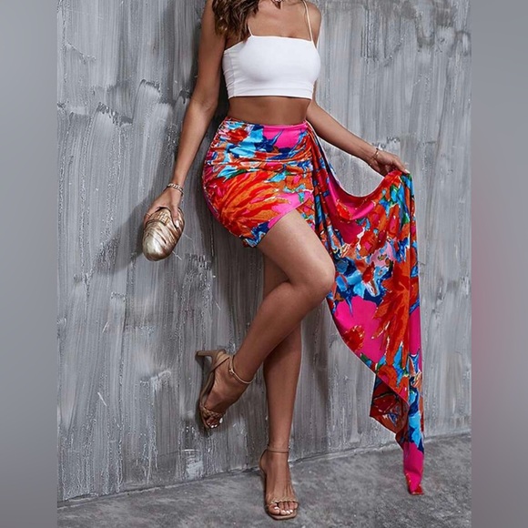 Floral Print Draped Side Multicolor Asymmetrical Wrap Ruched Bodycon Skirt - Picture 5 of 6